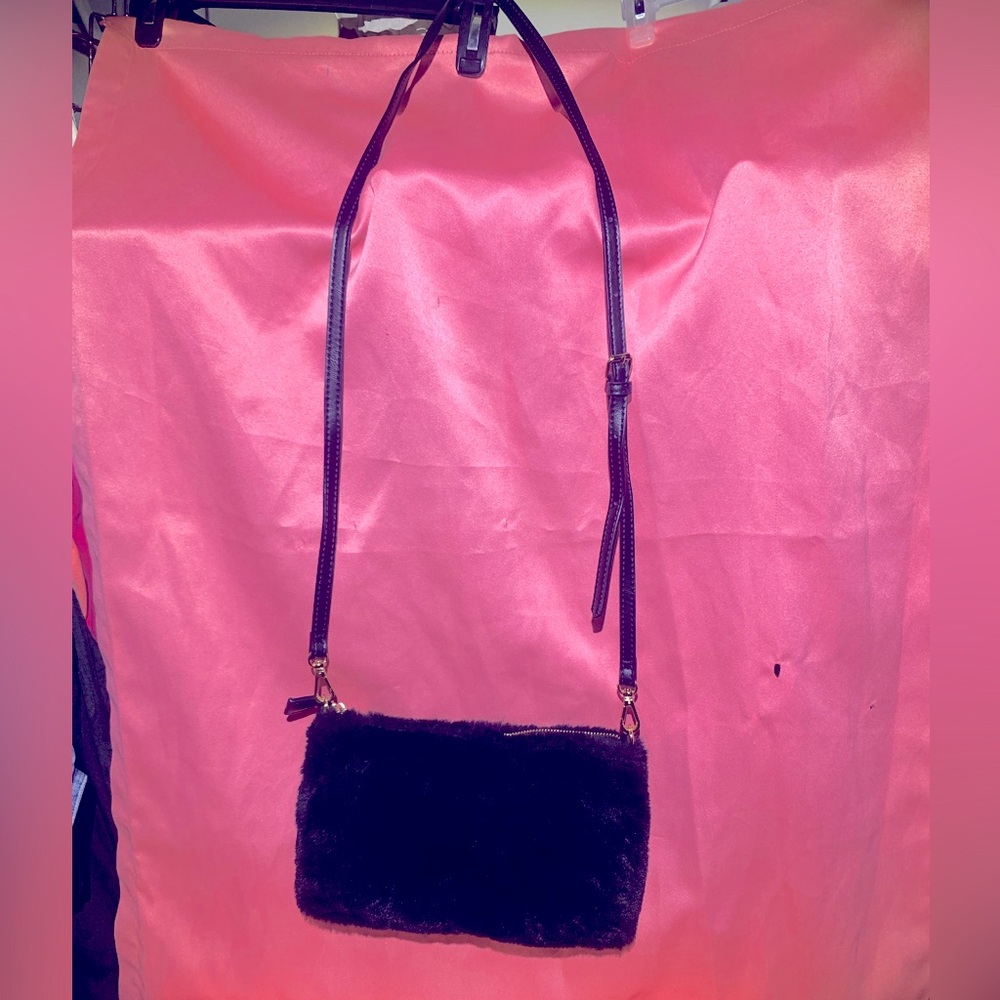 Steve Madden furry crossbody purse